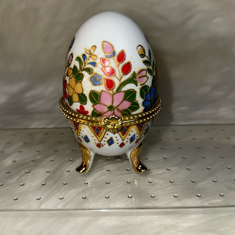Beautiful Floral Design Antique Footed Porcelain Easter Egg Trinket Box